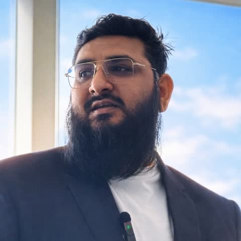 Portrait of Kamran Qadri